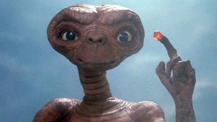 E.T. – O EXTRATERRESTRE RETORNA AOS CINEMAS PARA COMEMORAR 40 ANOS DE SEU LANÇAMENTO